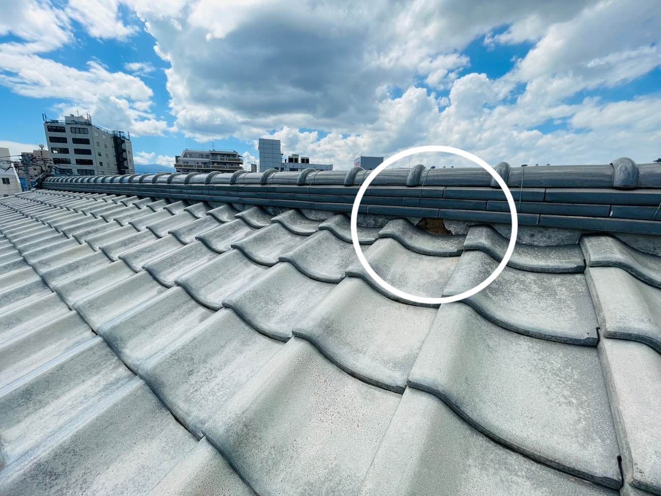 福岡市博多区で漆喰が欠損している