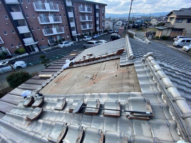 福岡市南区にて瓦屋根の雨漏り修理