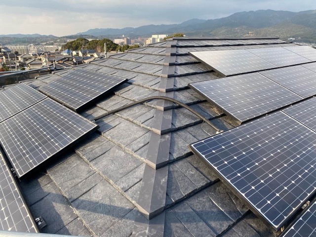 ルーガ施工、屋根カバー工法