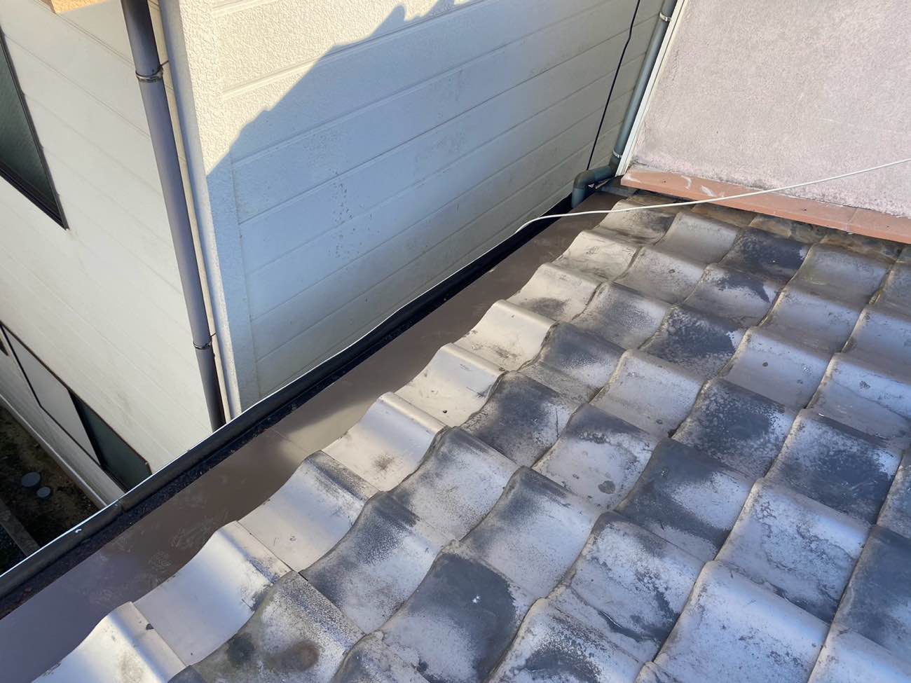 福岡市早良区の瓦ふき直し工事、瓦復旧完了