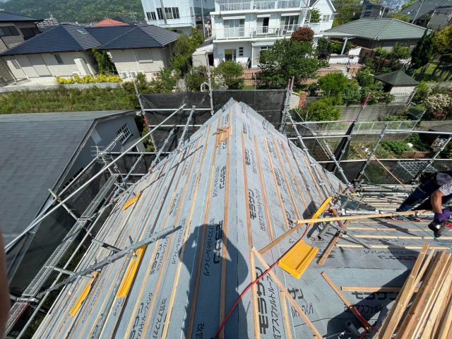 糸島市で新しく敷かれたルーフィング