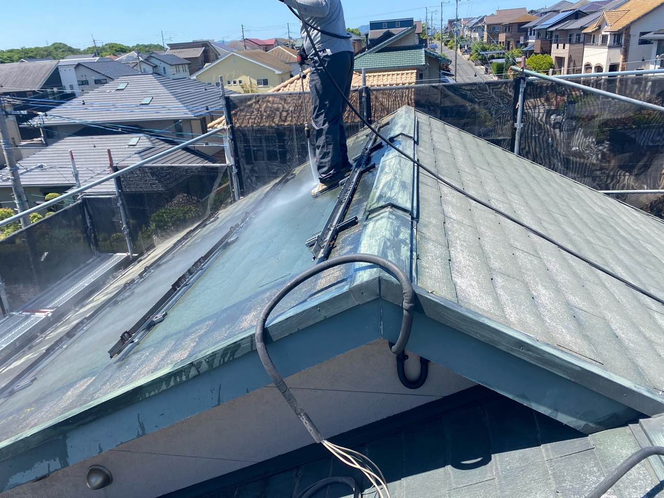 屋根カバー、高圧洗浄