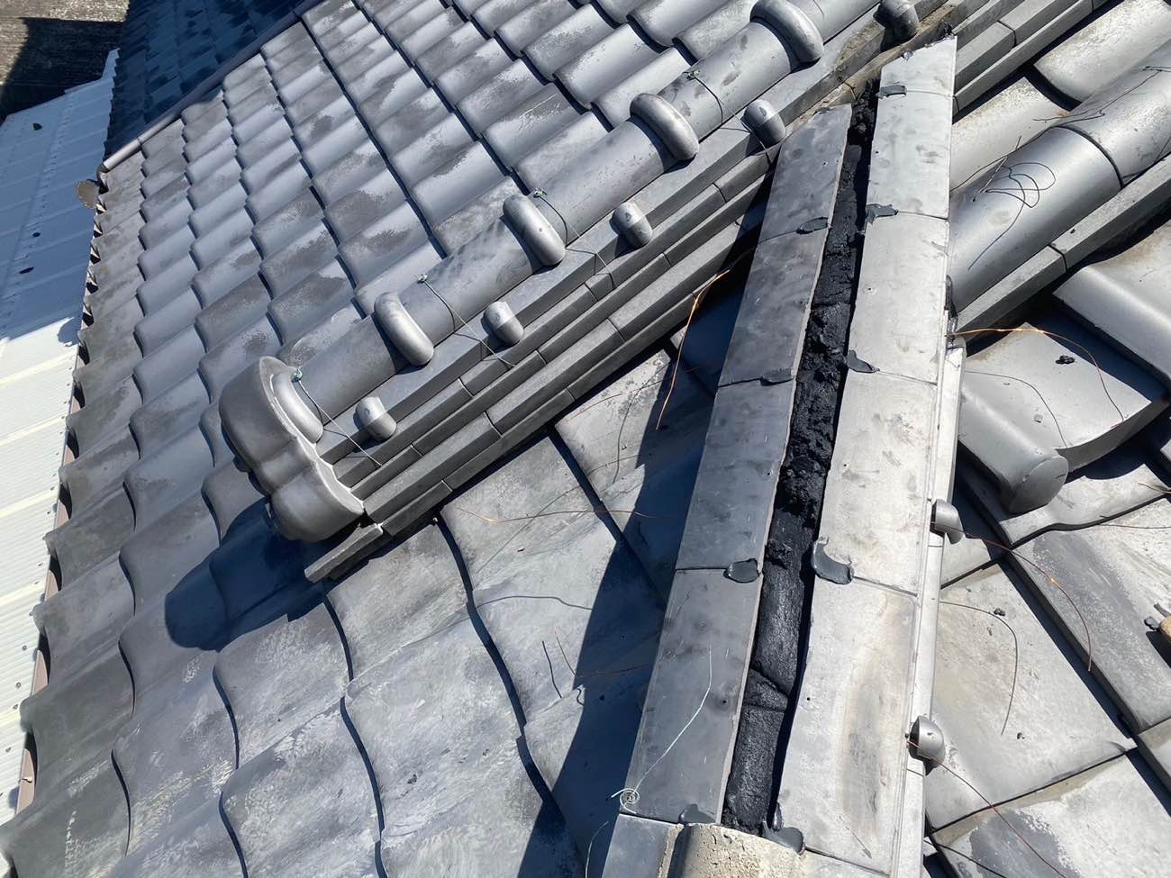 筑紫野市雨漏り工事、棟瓦工事