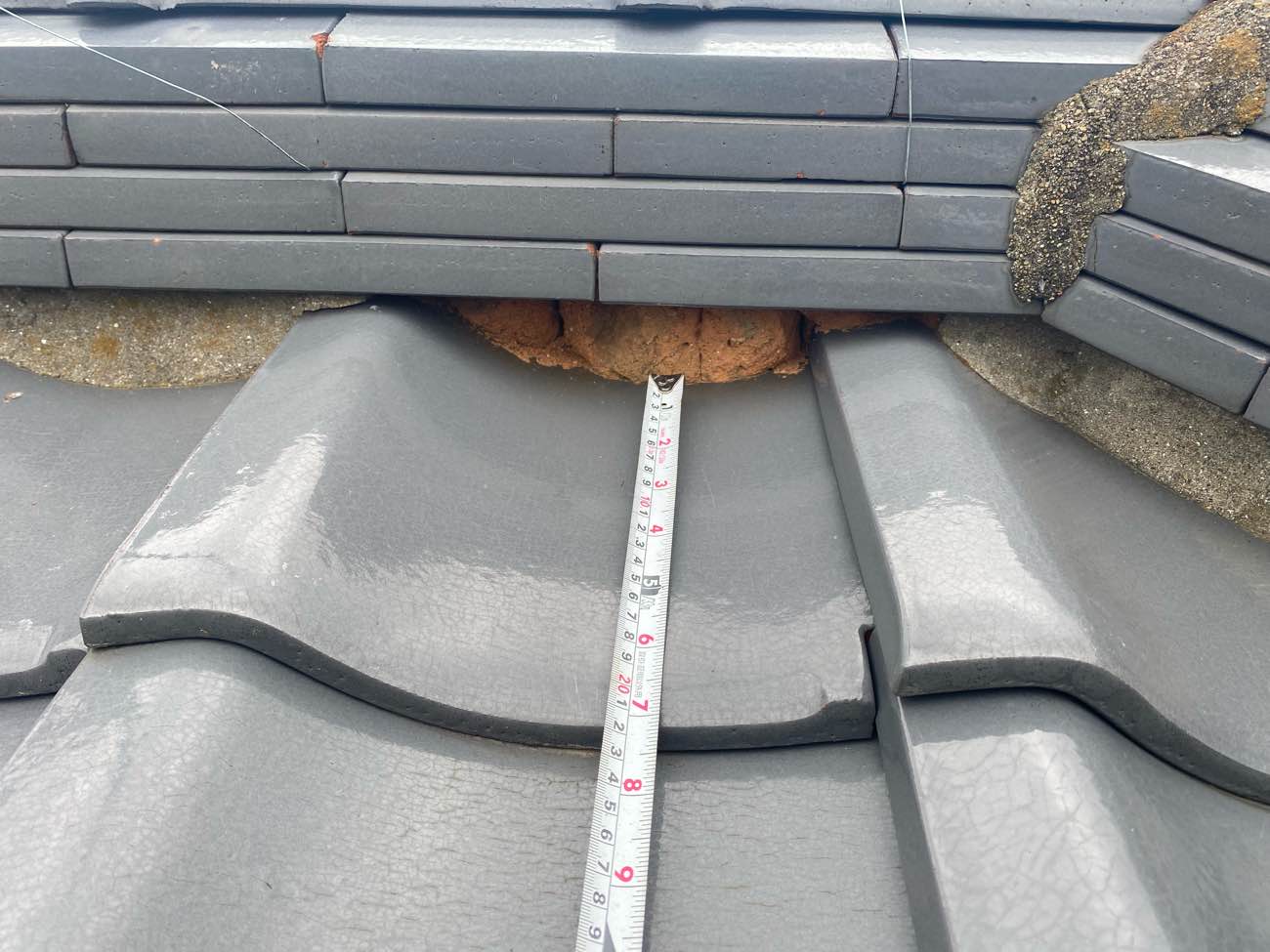 春日市物件、谷板金交換工事