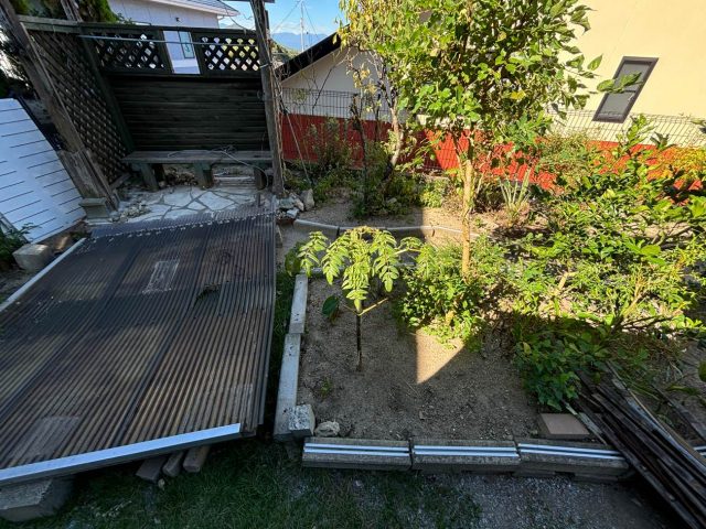 福岡市西区で台風被害に遭った小屋