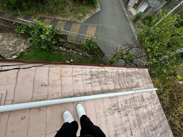 福岡市西区の老朽化が目立つ屋根スレート