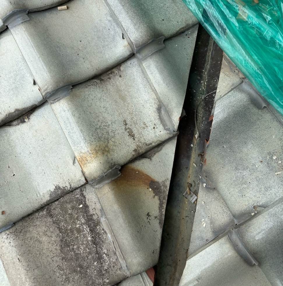 福岡県で実施した谷板金工事