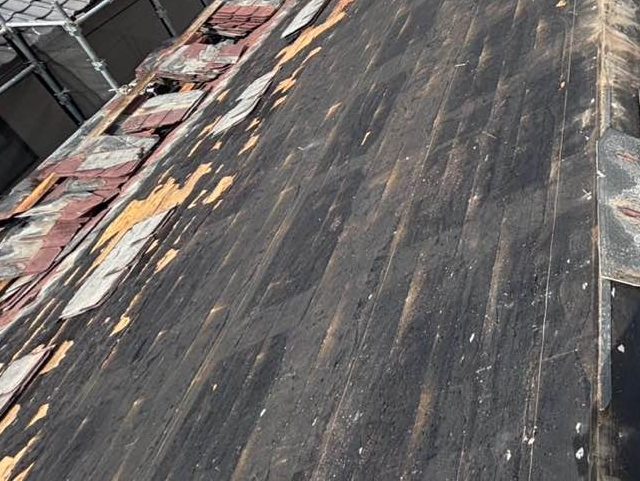福岡市博多区でスレートを撤去した屋根