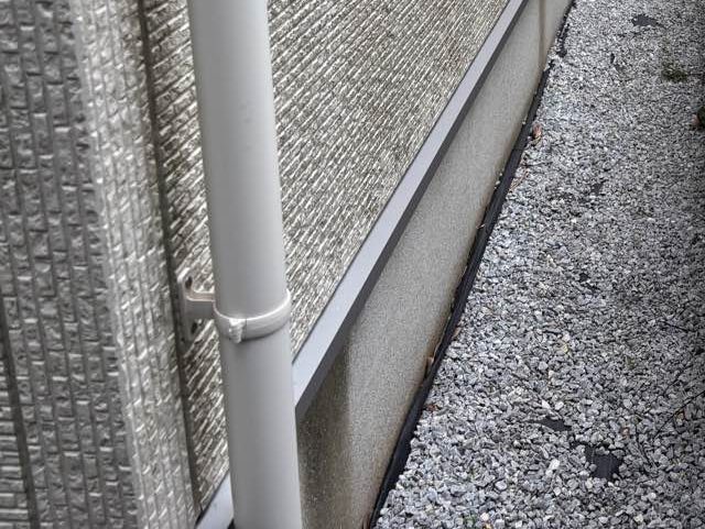 太宰府市の苔とカビが生えた基礎部分