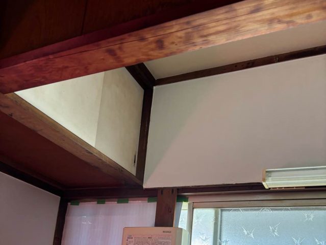 春日市で雨漏りが確認された部屋