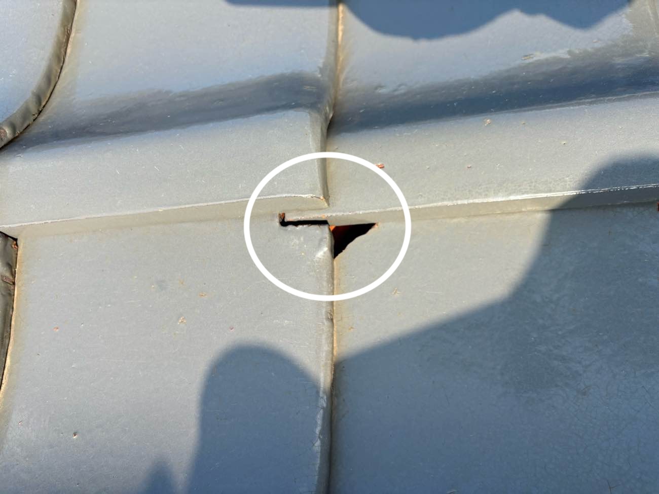 福岡市東区、瓦のずれ、雨漏り、瓦のずれ