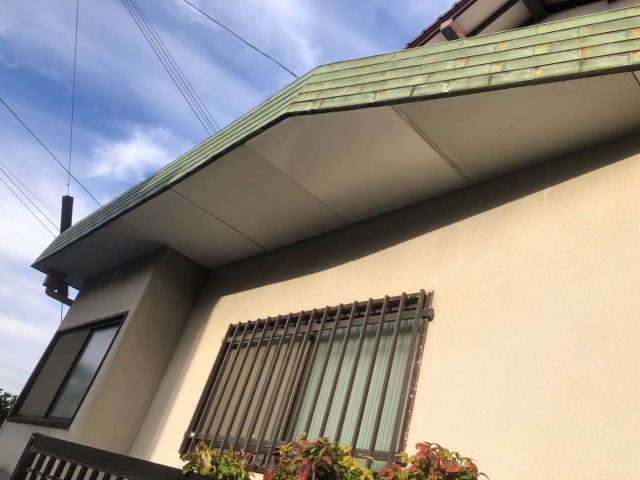 福岡市中央区の軒天ボードの張り替えが完了