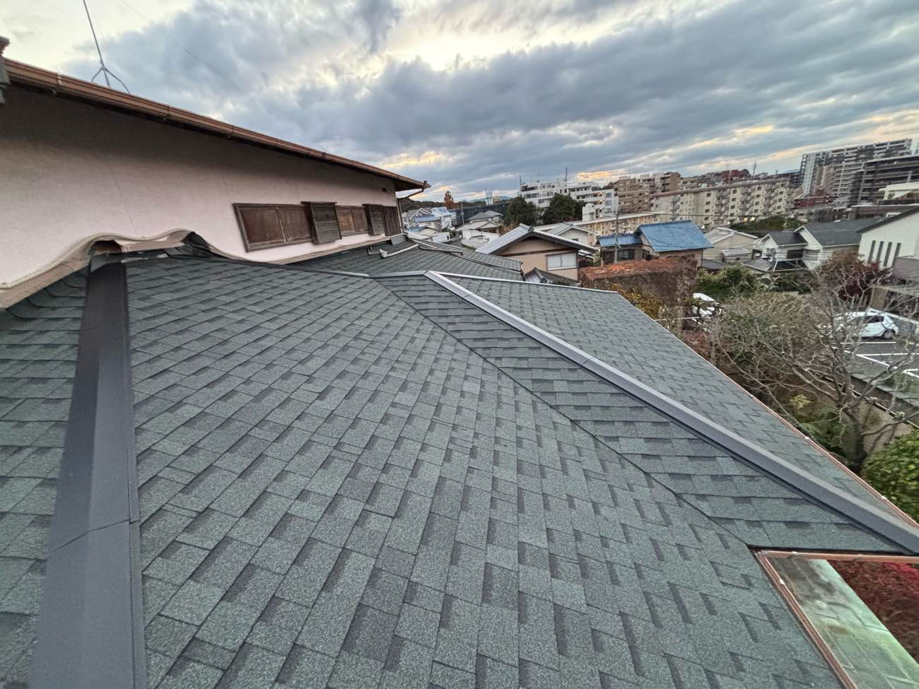 糸島市の屋根リフォーム、オークリッジスーパー採用