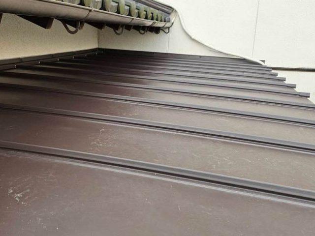 太宰府市の雨漏り修理が終わった金属屋根