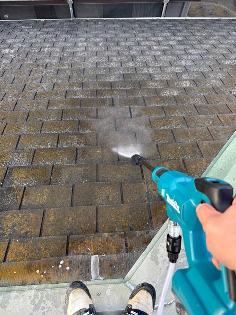 福岡市西区の屋根カバー工法高圧洗浄