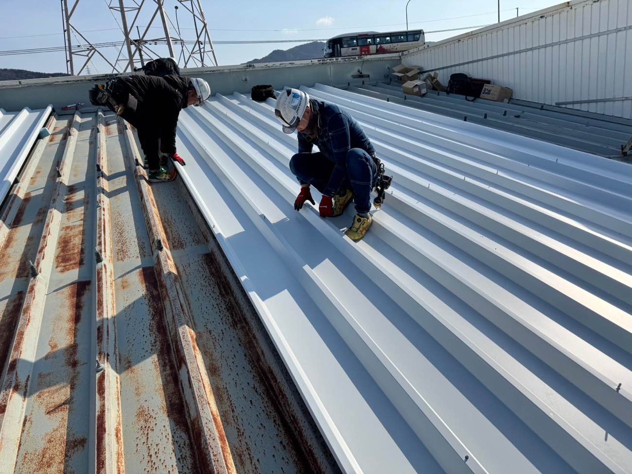 糸島市の雨漏り工事、カバー工法、店舗、