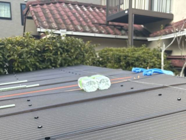 太宰府市の一時的に固定された破損した屋根