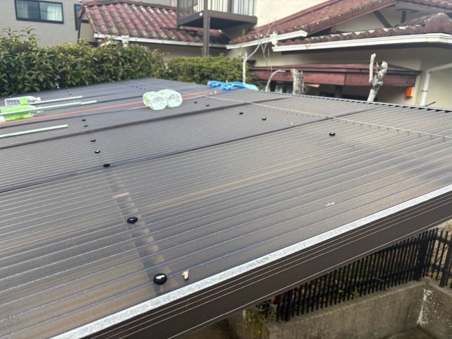 カーポート屋根の劣化、波板劣化