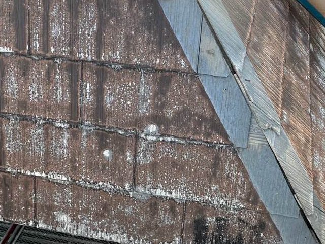 福岡市西区の塗膜が劣化した屋根