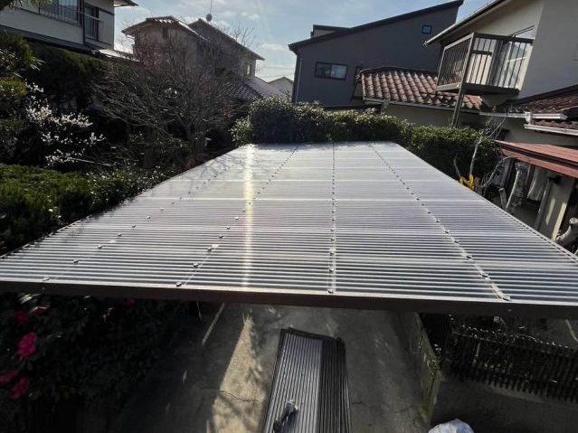 太宰府市のポリカ波板に交換されたカーポート