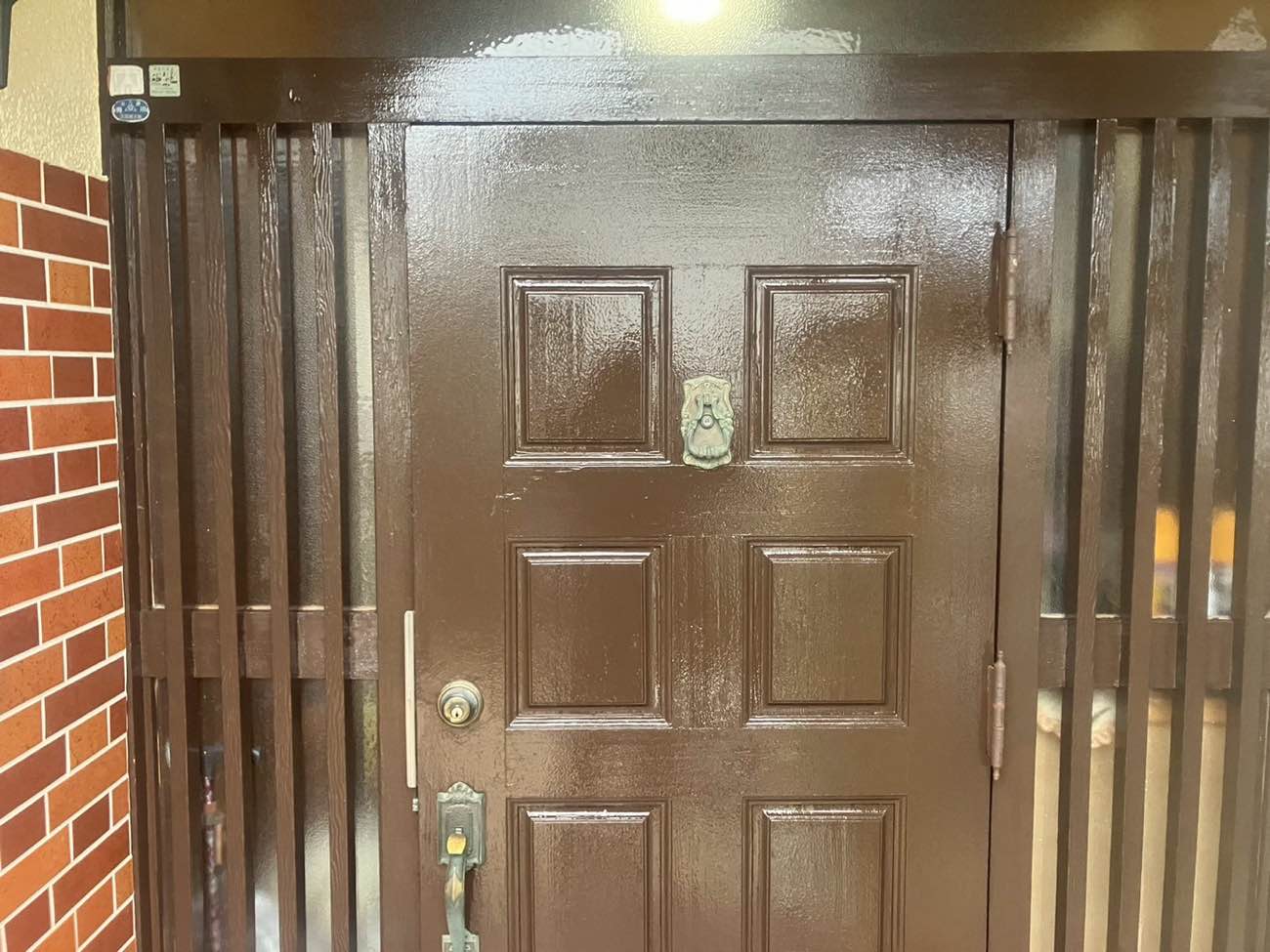 玄関ドアの塗装