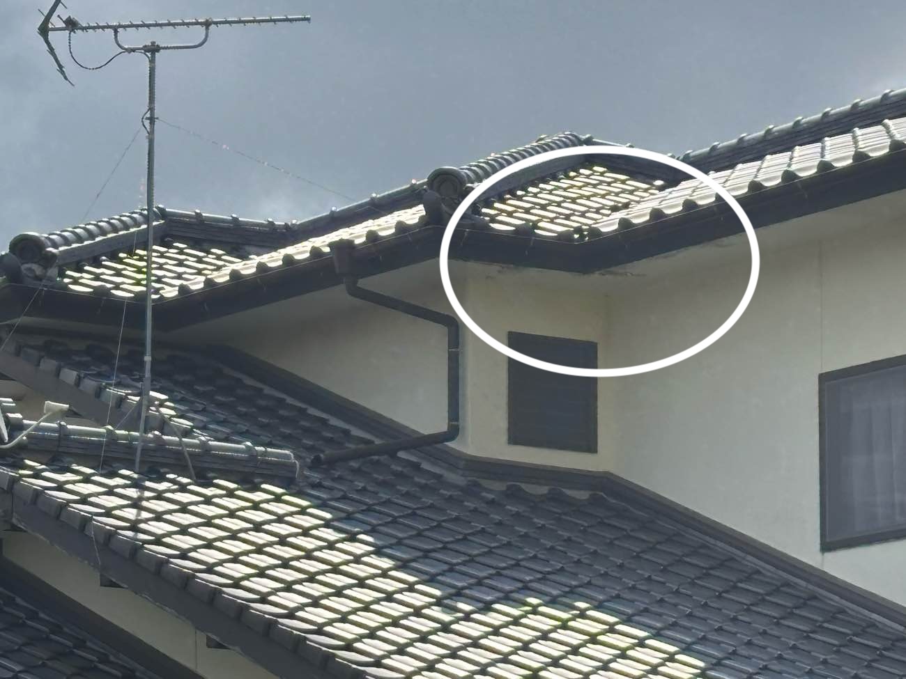 太宰府市物件の軒天井の腐食