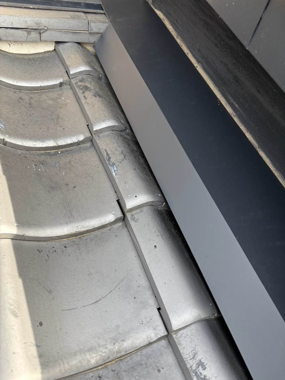 瓦屋根雨漏り工事