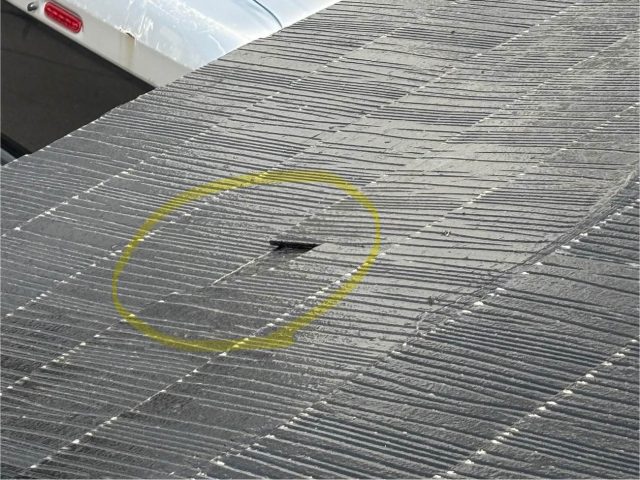 福岡市東区で施工不良による屋根の反り