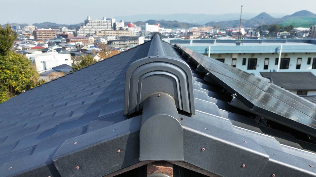 福岡市西区物件の屋根調査、棟の様子