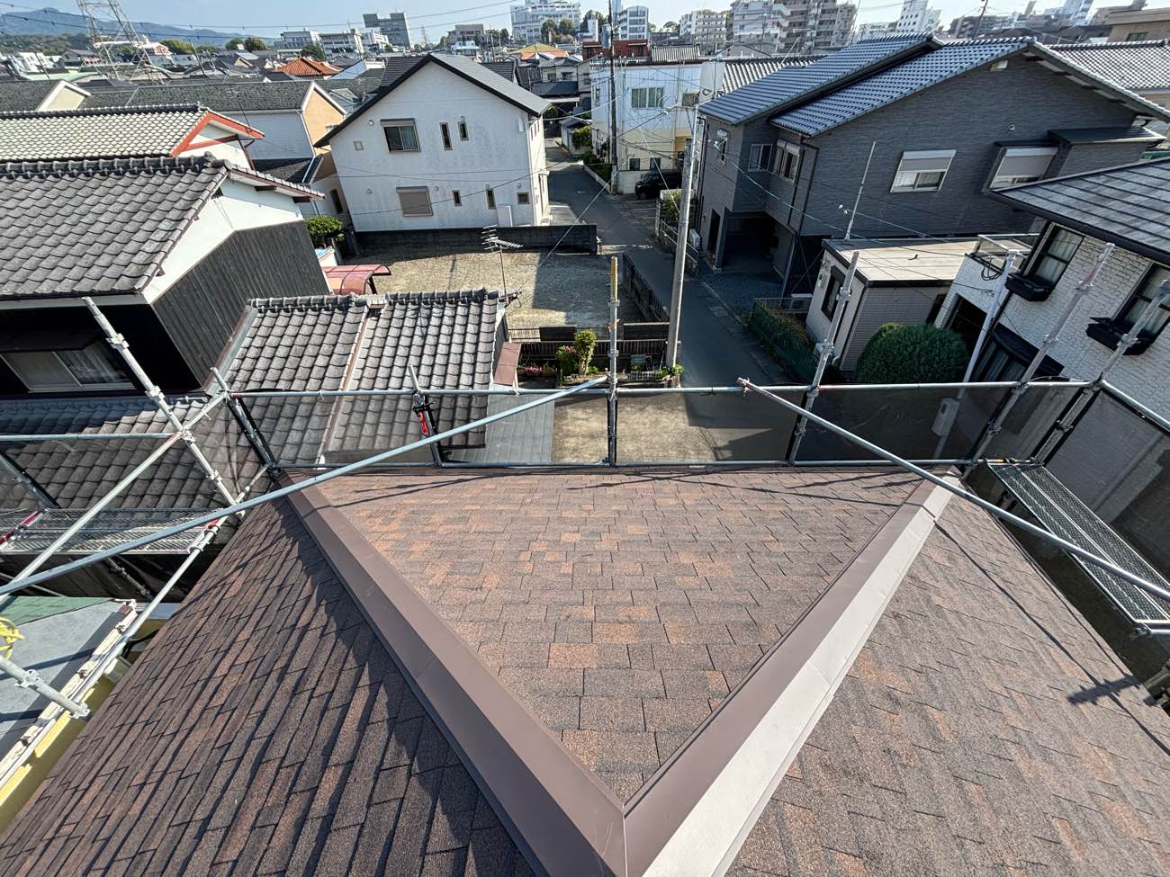 屋根カバー工法完了