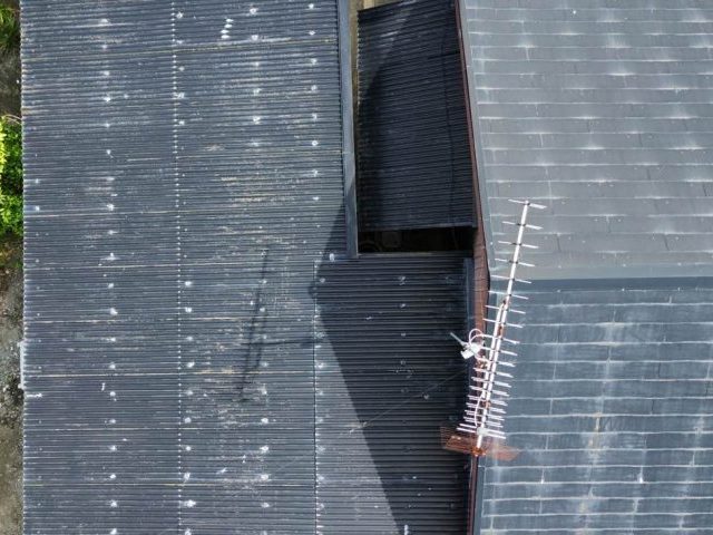 篠栗町でコロニアル屋根の劣化を確認