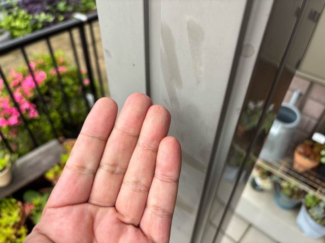 志免町で確認された外壁のチョーキング