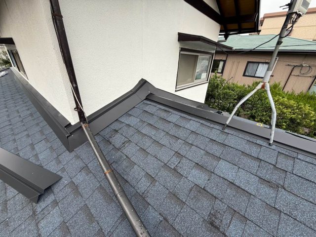 博多区の葺き替えにおける板金工事
