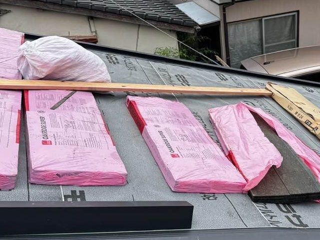 福岡市西区の葺き替えに使用するオークリッジスーパー