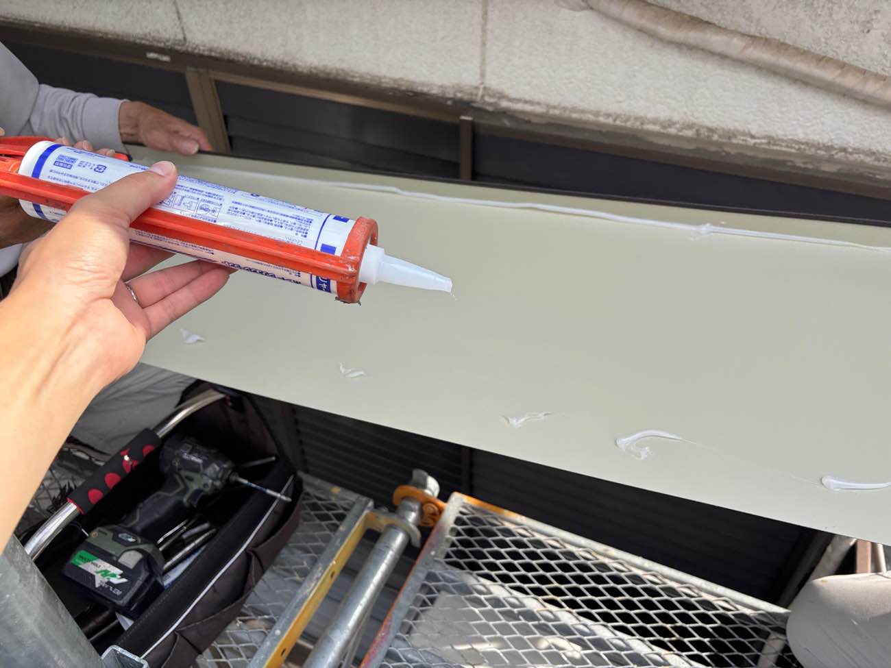 福岡市西区の板金カバー工事、破風板