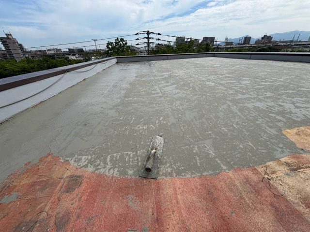 糸島市で旧防水層を解体