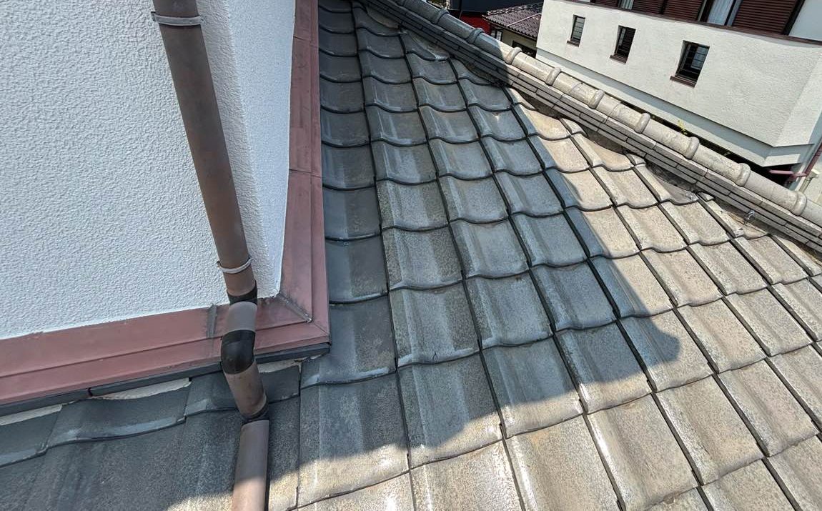 筑紫野市で実施した雨漏り工事、施工事例