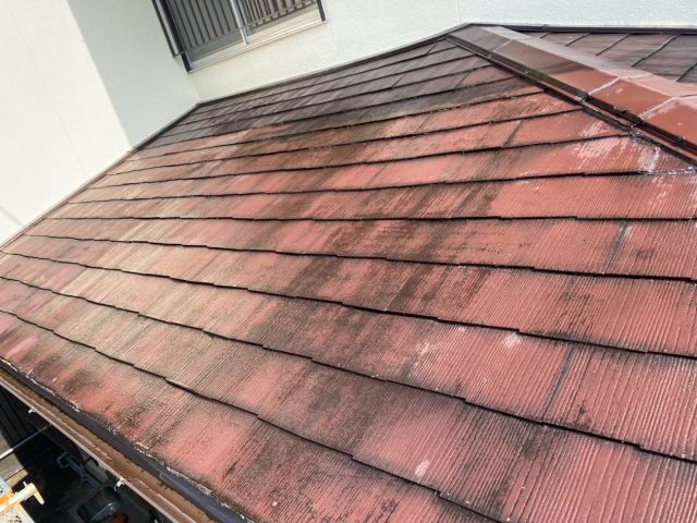 福岡市南区の塗膜がひどく劣化したスレート