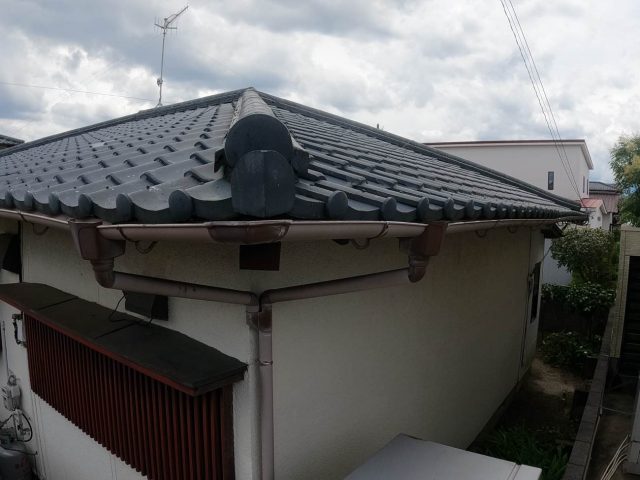福岡市西区で屋根と雨樋を調査
