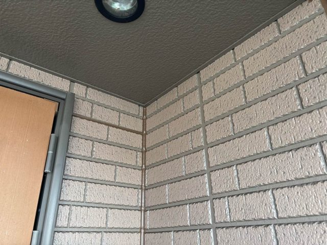 志免町の塗装した玄関周り