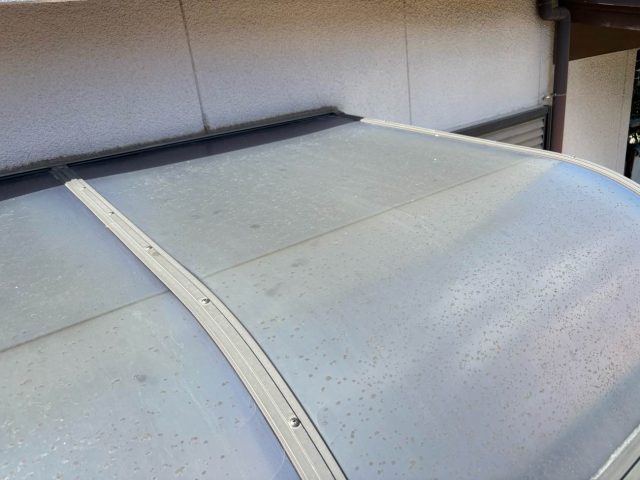 福岡市城南区のテラス屋根の経年劣化