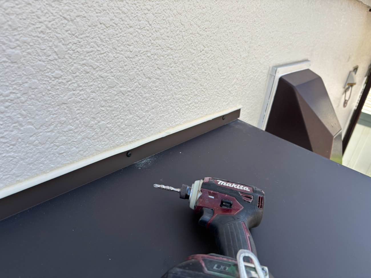 福岡市早良区の雨漏り工事、板金カバー工事