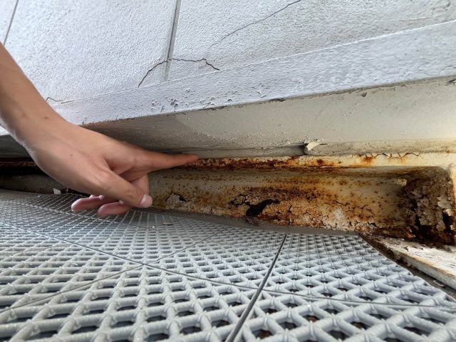 福岡市南区の雨漏り原因を特定