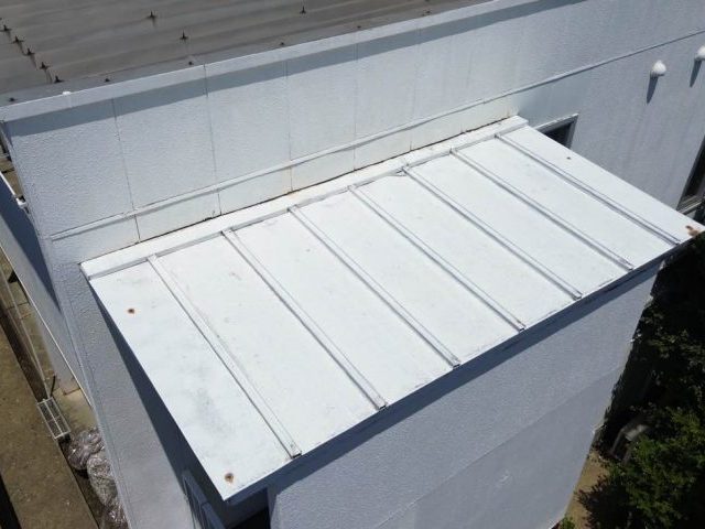 福岡市南区の雨漏りした金属屋根