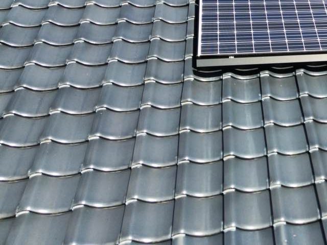 福岡市西区の再利用が可能な屋根瓦