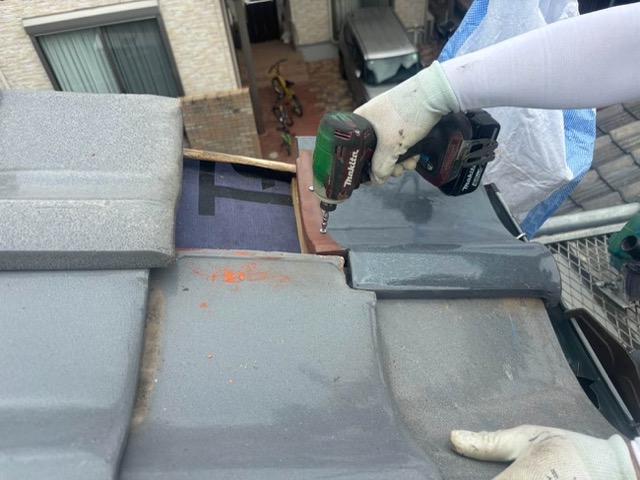 瓦の復旧、瓦屋根工事