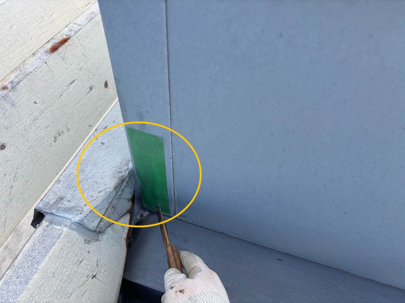 糸島市シーリング工事、雨漏り、店舗