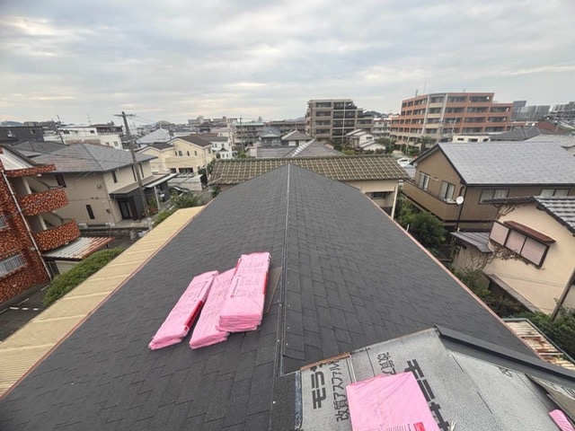 福岡市早良区の屋根葺き替え工事、屋根面完成