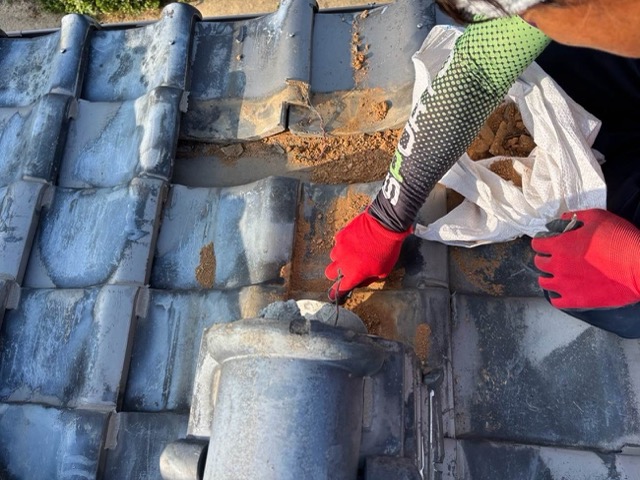 福岡市棟の積み直し工事、鬼瓦