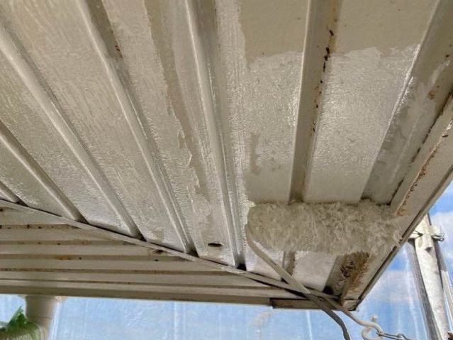 大野城市で軒天の錆止め塗布